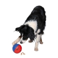 Bild 3 von Trixie Snacky Snackball mit Gummiummantelung